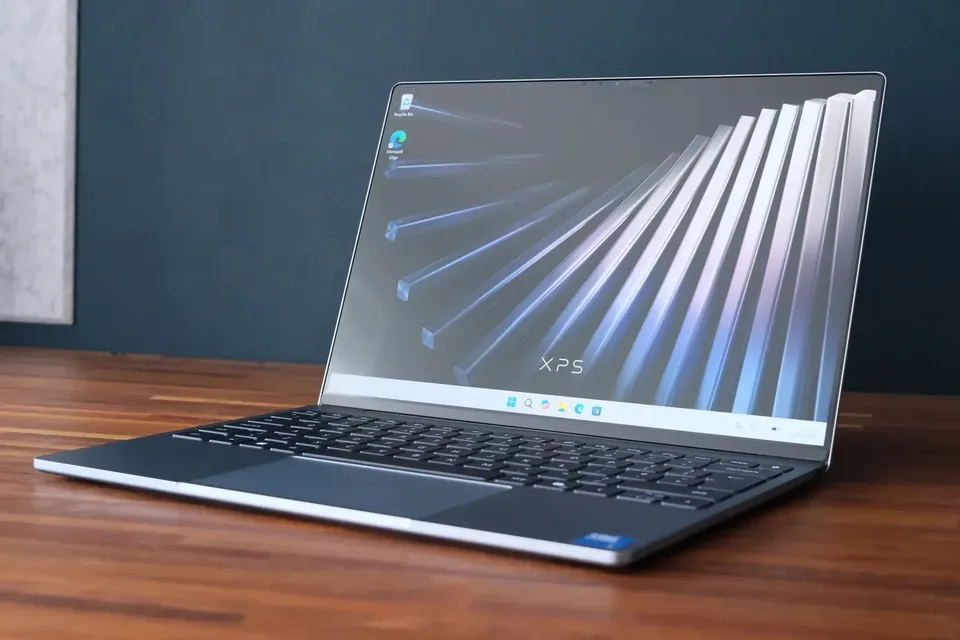 Dell XPS 13 13.4-inch 3K Touchscreen Laptop 8GB 512GB
