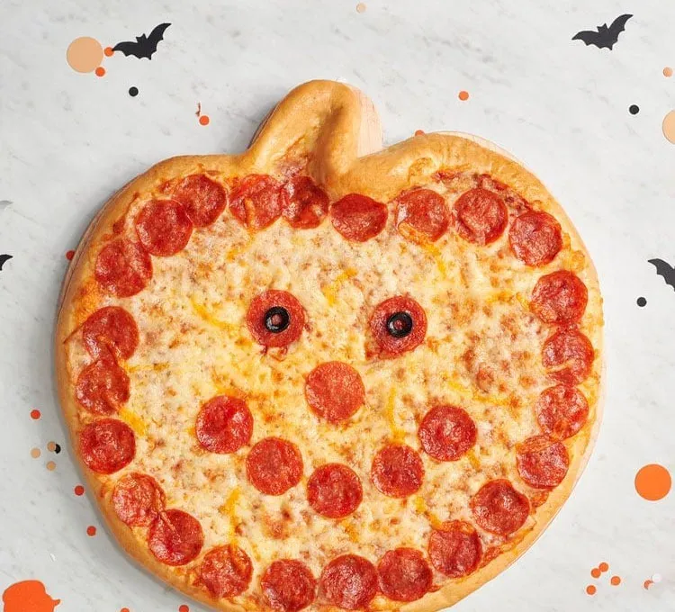 Papa Murphy's $10 Large Jack-O-Lantern pizza