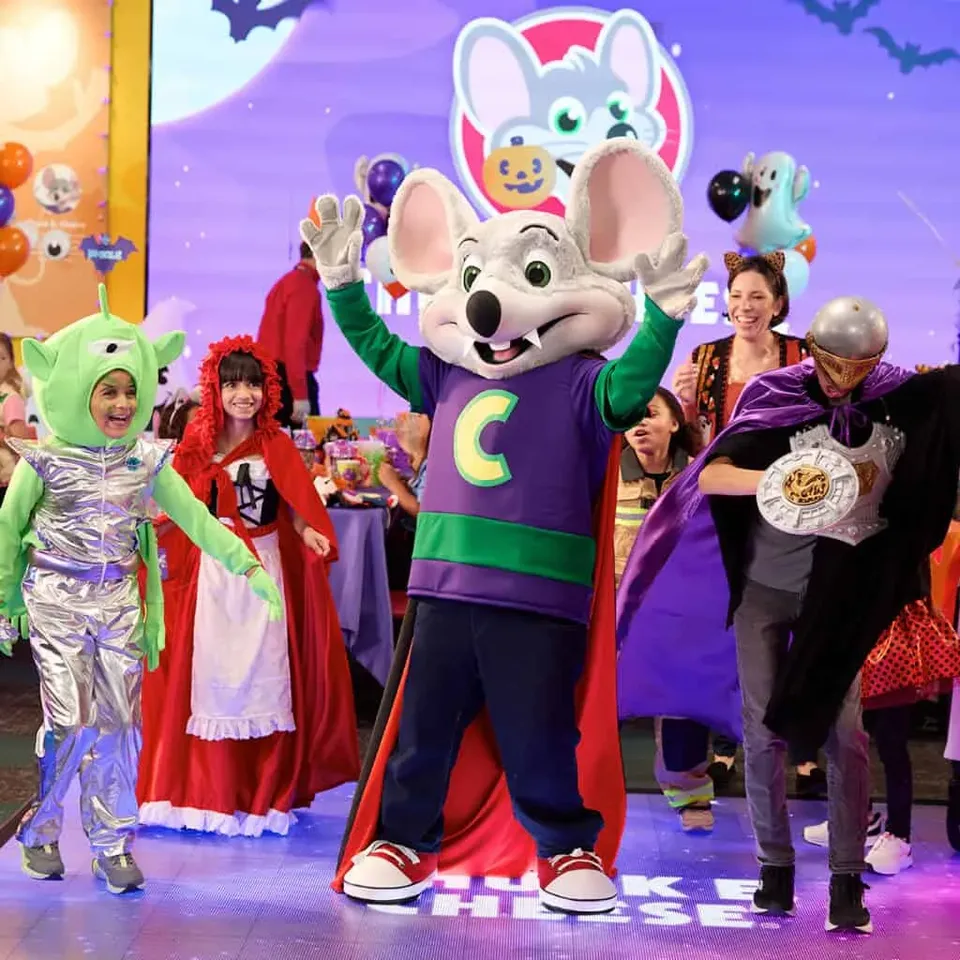 Chuck E. Cheese: 500 free bonus tickets for kids in costume every October visit